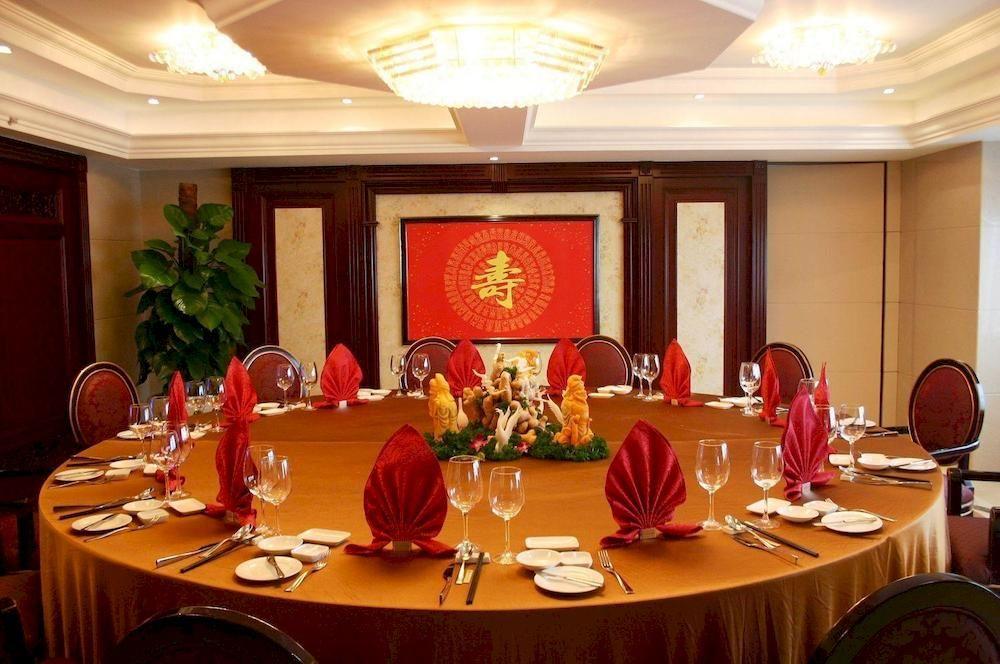 Hotel Xinghua 3*