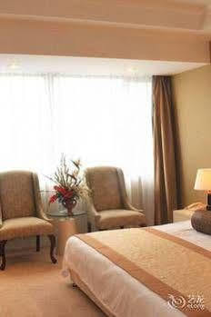 Hotel Xinghua 3*